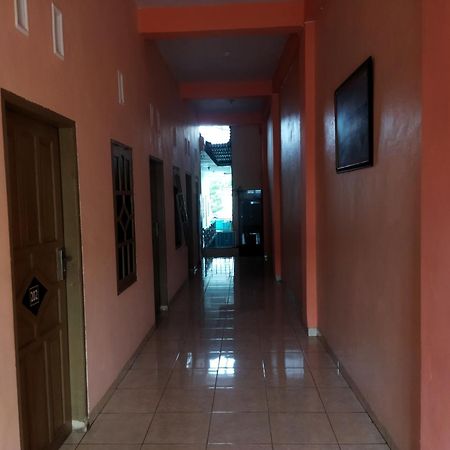 Oyo 92231 Penginapan Tanjung Alang Syariah Makassar Extérieur photo